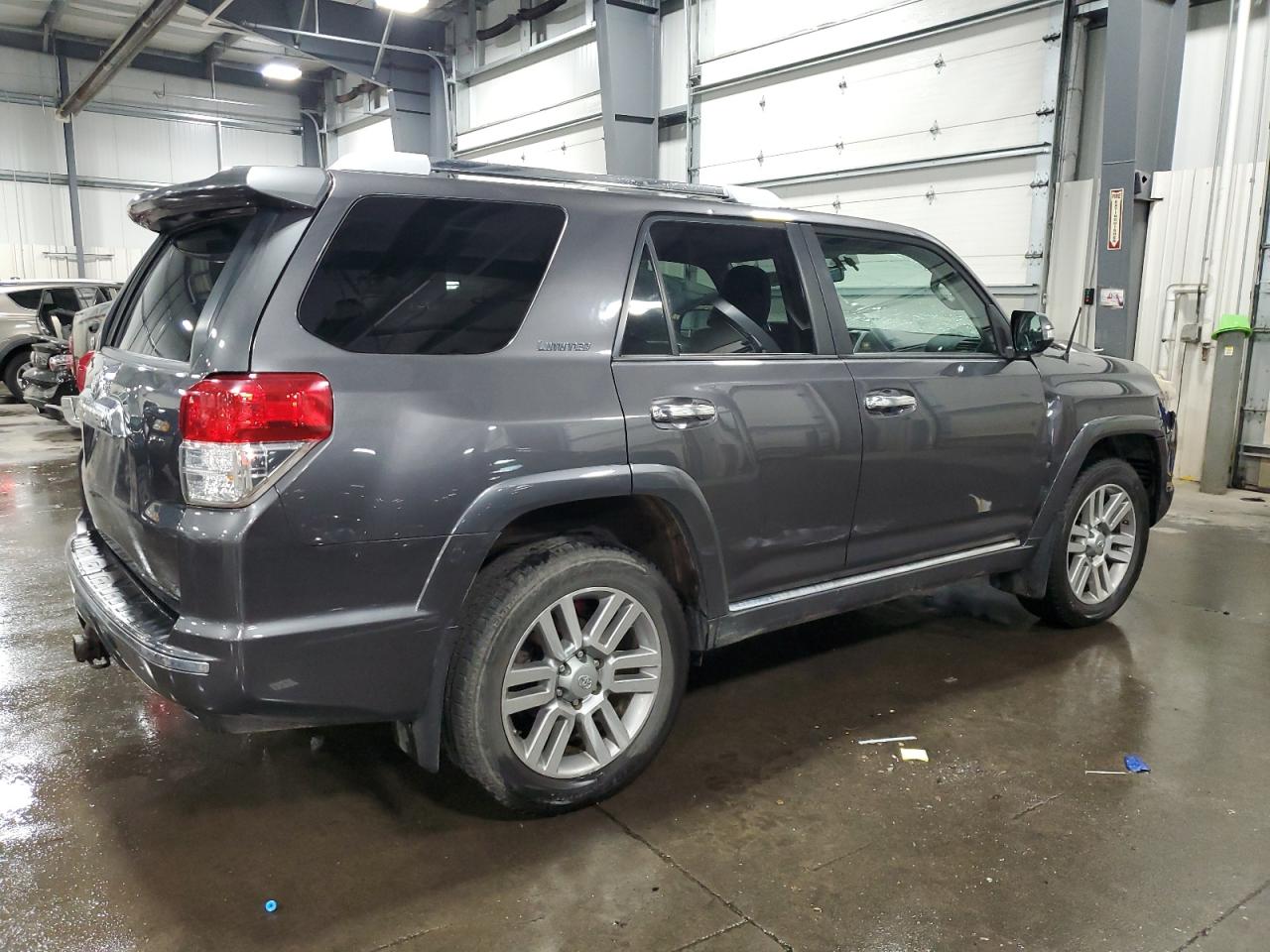 2011 Toyota 4Runner VIN JTEBU5JR0B5041821 Copart auction photo, front end damage thumbnail 3