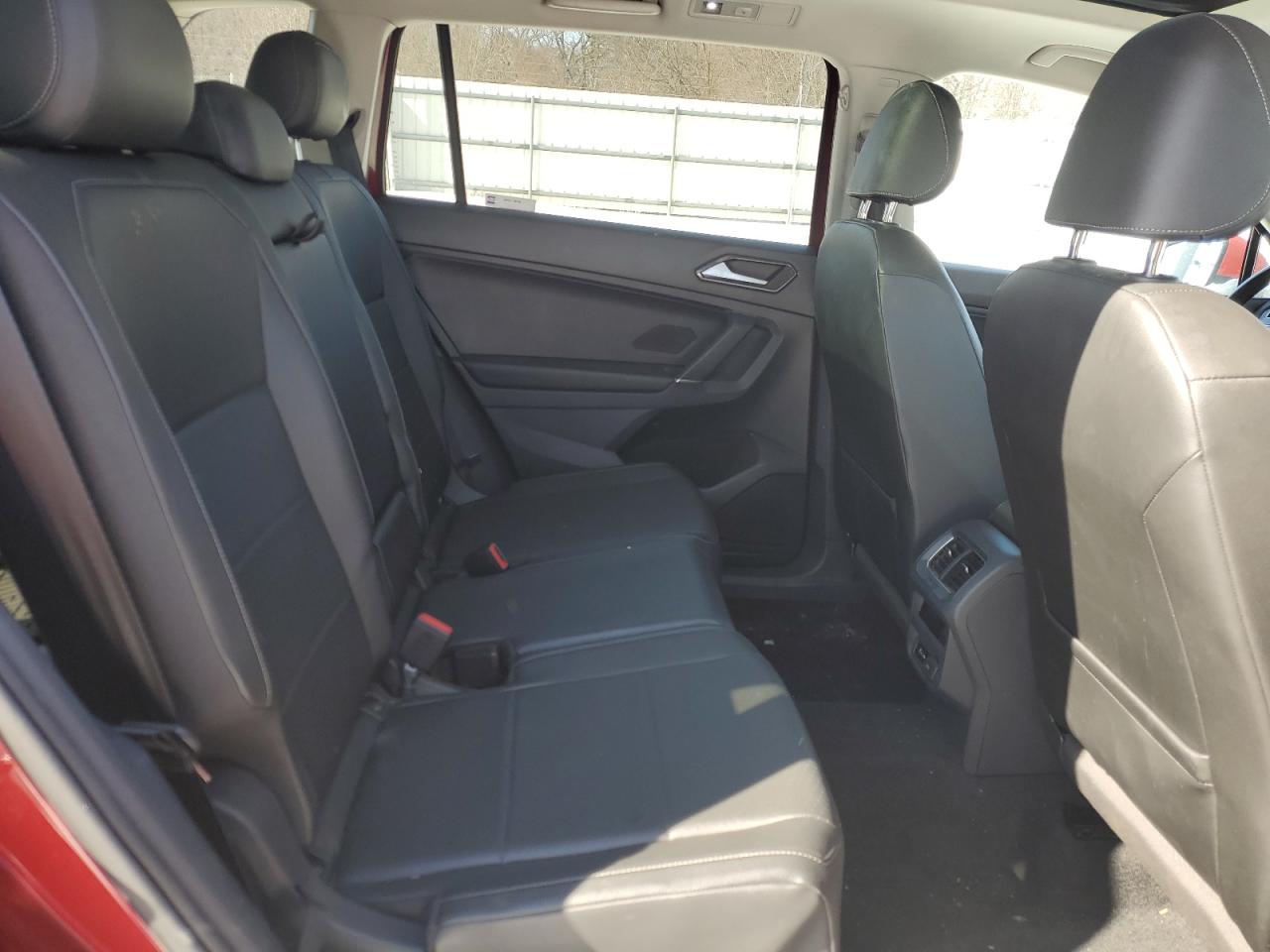 2018 Volkswagen Tiguan VIN 3VV2B7AX7JM013657 Copart auction photo, front end / side damage thumbnail 11