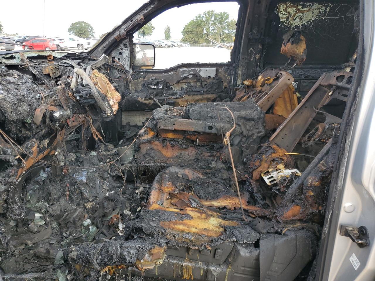 2011 Ford F-150 VIN 1FTFW1CF4BFB30085 Copart auction photo, burn - interior damage thumbnail 7