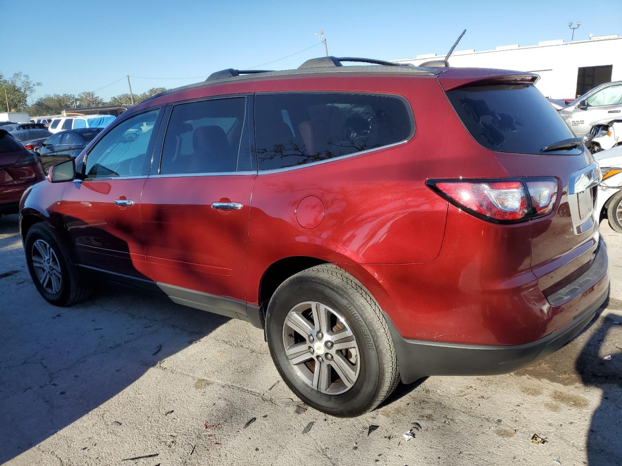 2016 Chevrolet Traverse VIN 1GNKRHKD9GJ115107 Copart auction photo, water/flood damage thumbnail 2