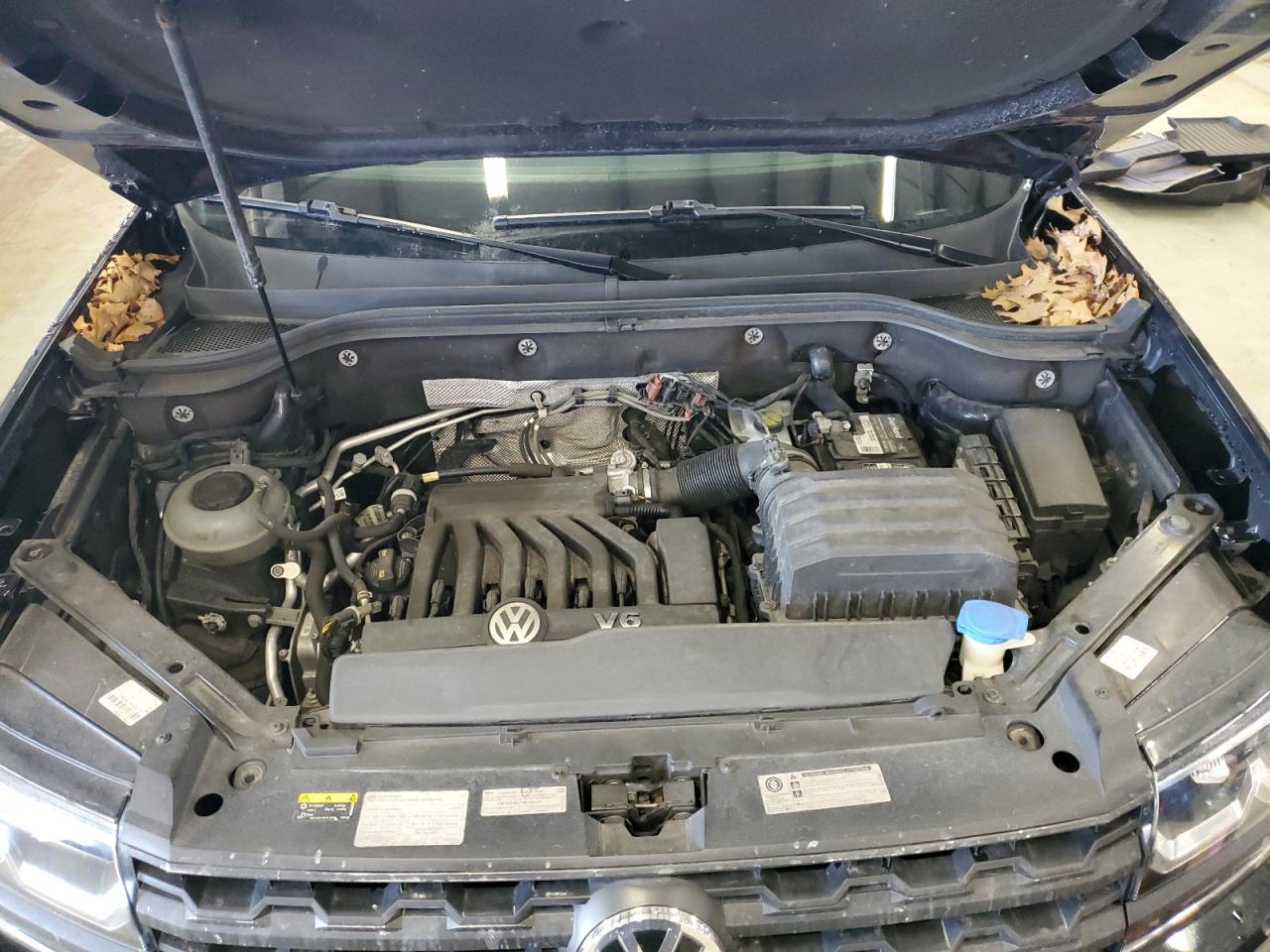 2018 Volkswagen Atlas VIN 1V2DR2CA9JC544132 Copart auction photo, mechanical / minor dent/scratches damage thumbnail 12