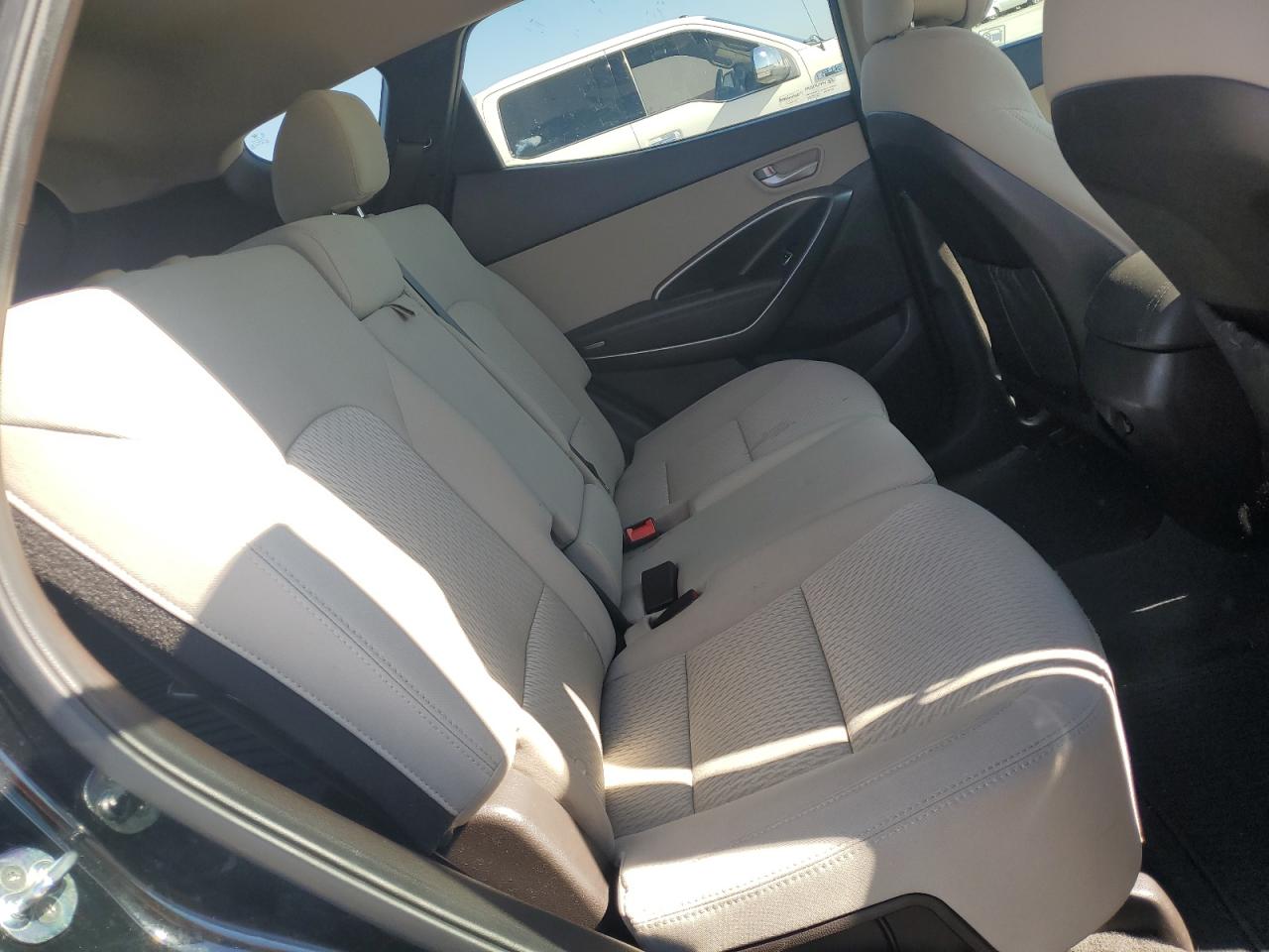 2017 Hyundai Santa Fe VIN 5XYZU3LBXHG430229 Copart auction photo, front end damage thumbnail 11