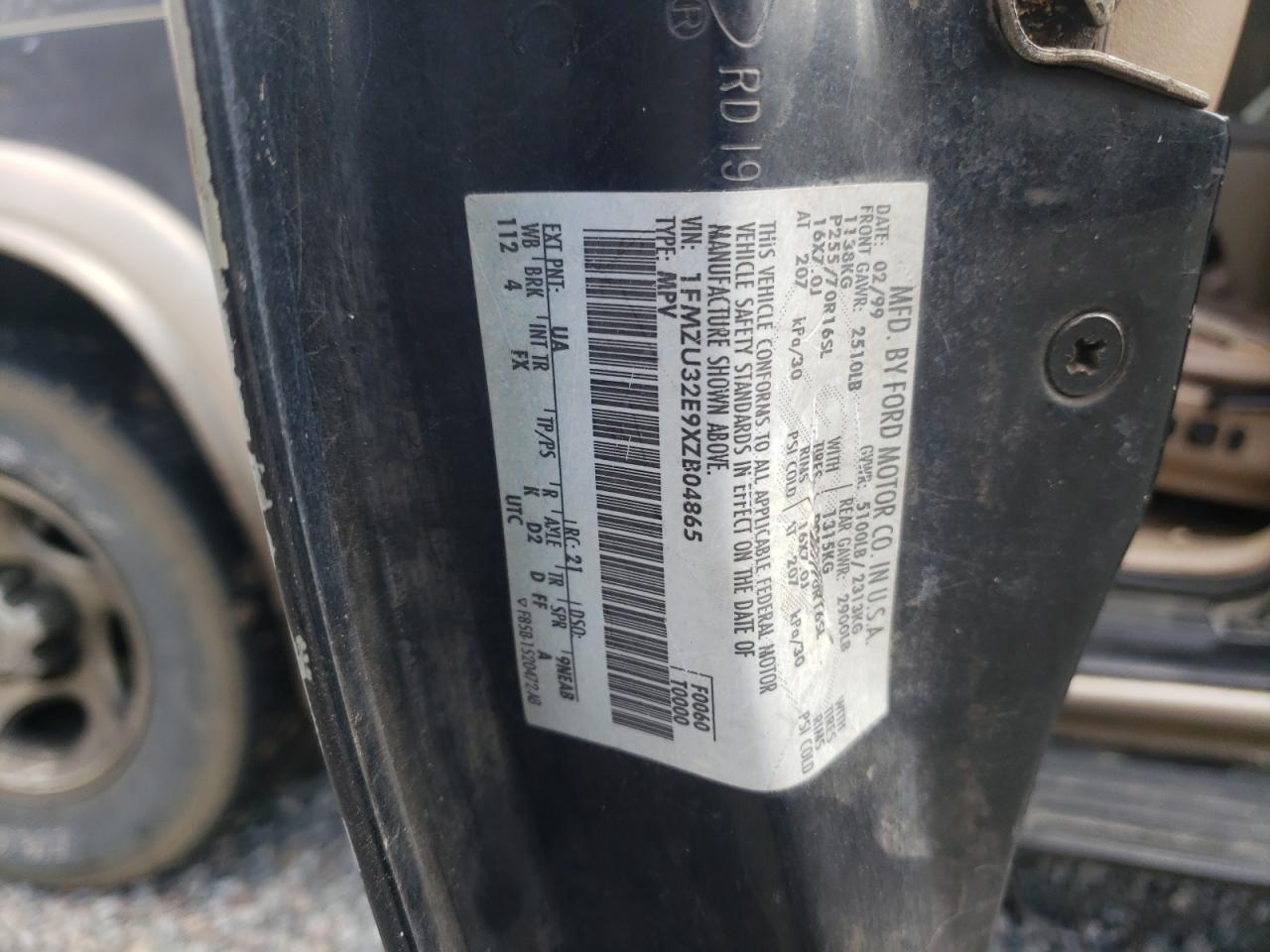 1999 Ford Explorer VIN 1FMZU32E9XZB04865 Copart auction photo, all over damage thumbnail 13