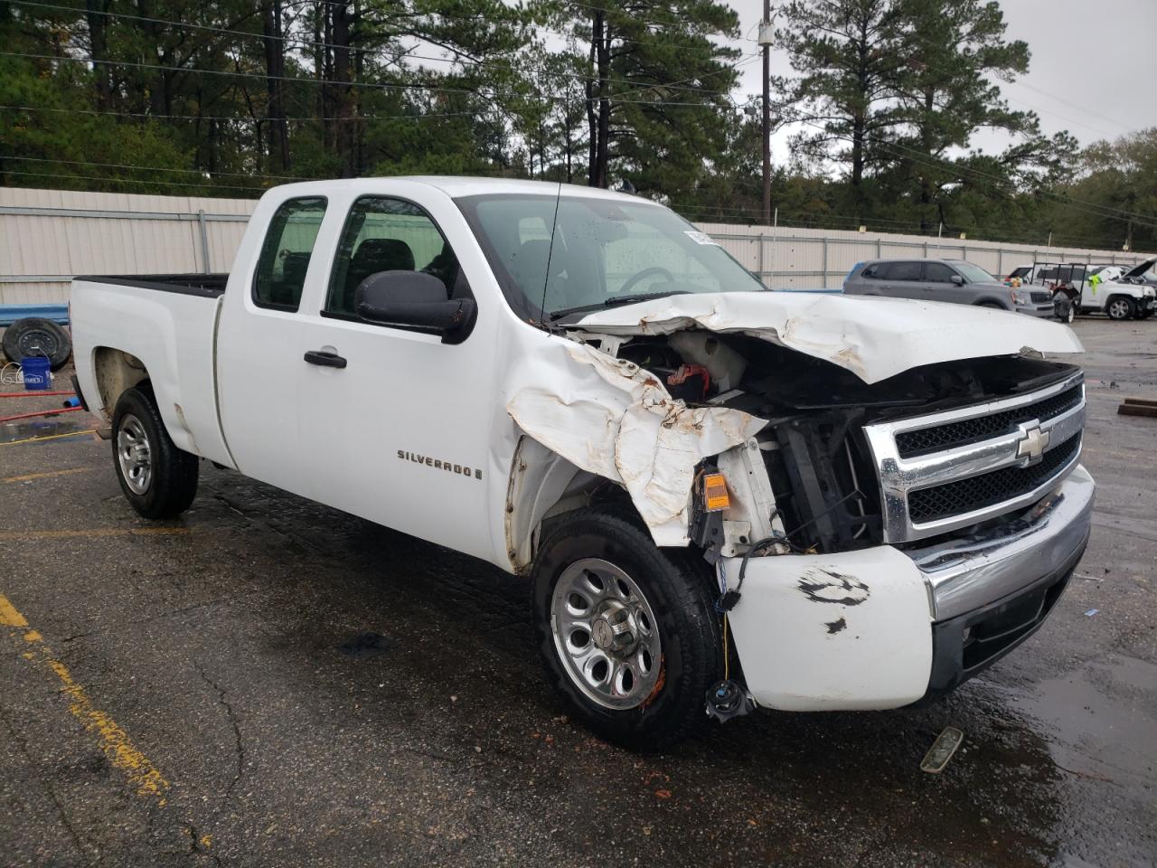 2007 Chevrolet Silverado VIN 1GCEC19X47Z650992 Copart auction photo, front end damage thumbnail 4
