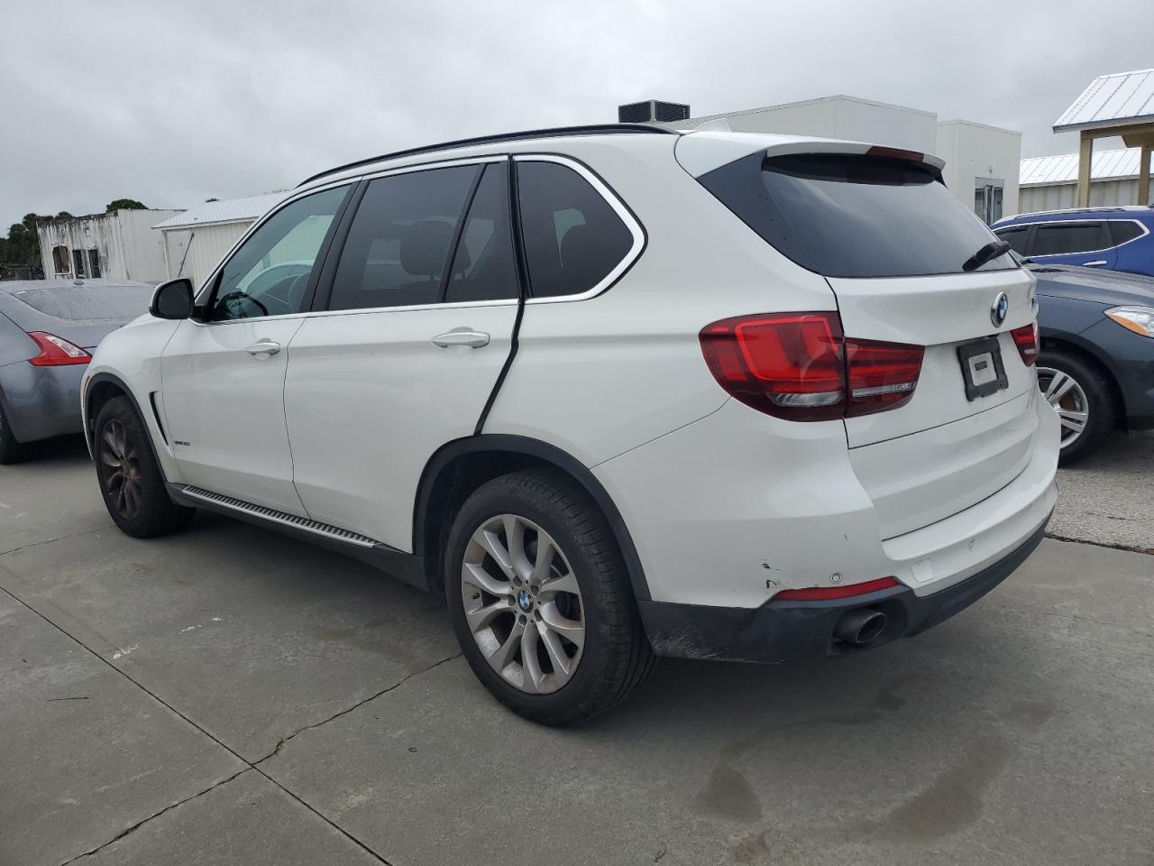 2016 BMW X5 VIN 5UXKR2C5XG0H42368 Copart auction photo, water/flood damage thumbnail 2
