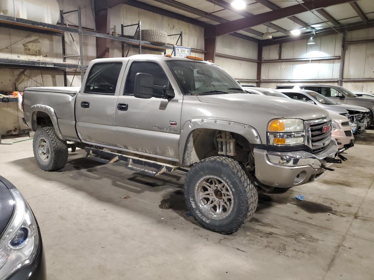 2003 GMC Sierra VIN 1GTHK23133F139909 Copart auction photo, top/roof / minor dent/scratches damage thumbnail 4