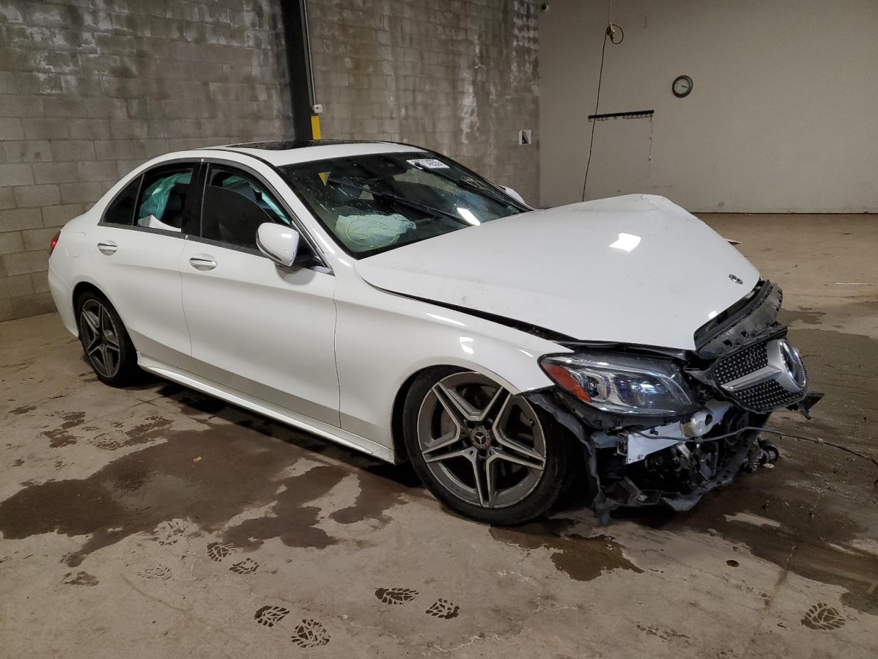 2019 Mercedes-Benz C-klasse VIN 55SWF8EB6KU302753 Copart auction photo, front end / side damage thumbnail 4