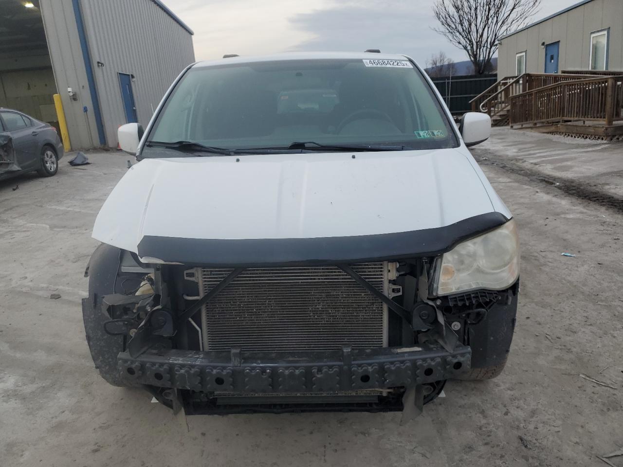 2014 Dodge Caravan VIN 2C4RDGCG6ER267430 Copart auction photo, side / front end damage thumbnail 5