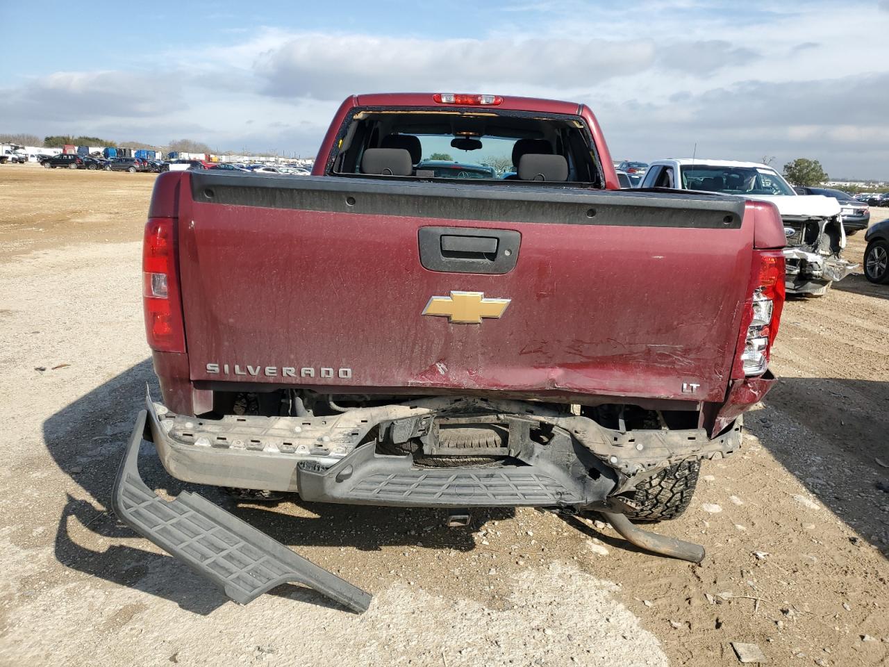 2013 Chevrolet Silverado VIN 1GCRCSE00DZ138674 Copart auction photo, rear end / side damage thumbnail 6