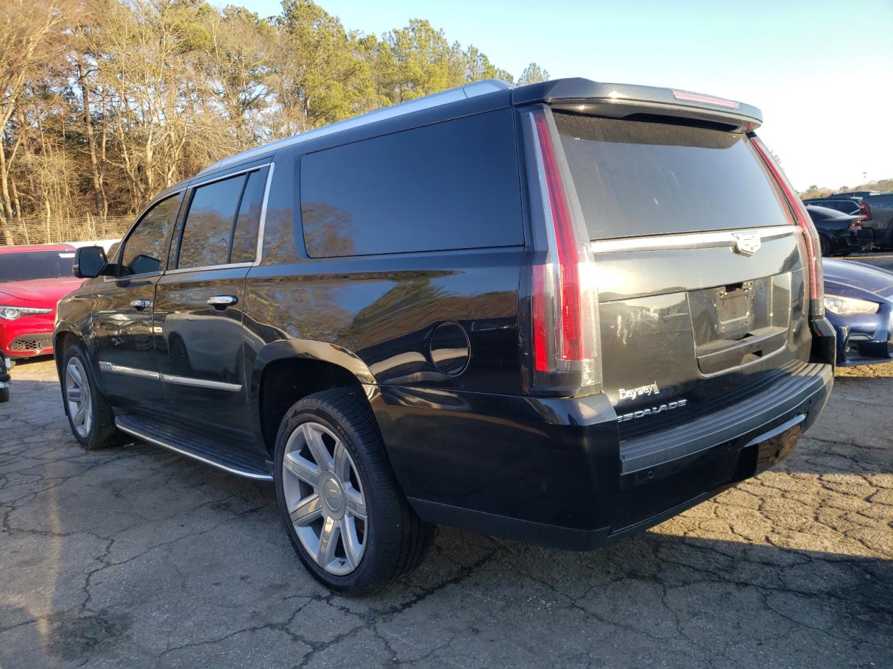 2019 Cadillac Escalade VIN 1GYS4HKJ1KR162522 Copart auction photo, stripped damage thumbnail 2