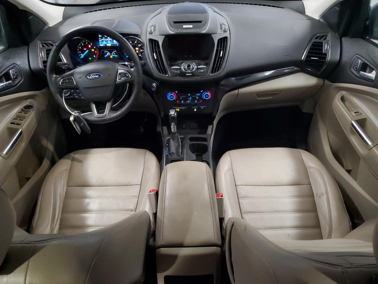 2017 Ford Escape VIN 1FMCU0JD1HUA18543 Copart auction photo, front end damage thumbnail 8