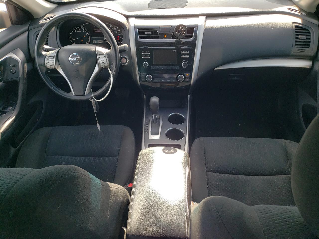 2015 Nissan Altima VIN 1N4AL3AP3FC410264 Copart auction photo, side / minor dent/scratches damage thumbnail 8