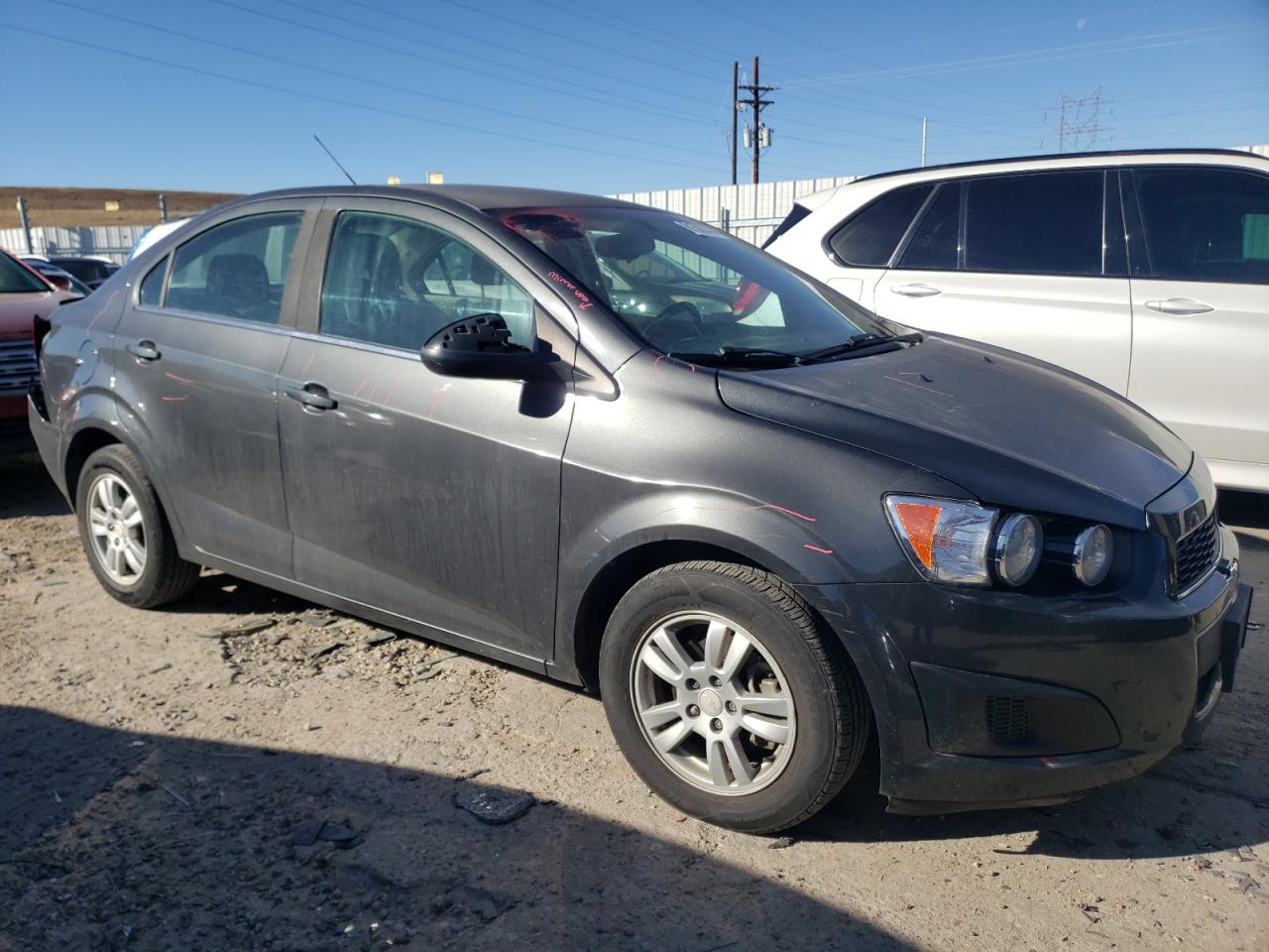2016 Chevrolet Sonic VIN 1G1JC5SH0G4136572 Copart auction photo, rear end / front end damage thumbnail 4