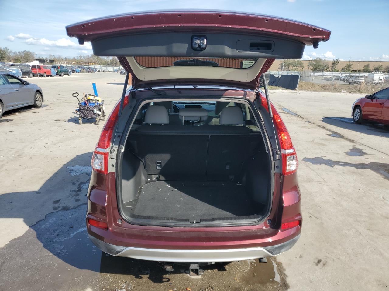 2015 Honda CR-V VIN 2HKRM3H73FH523295 Copart auction photo, front end / side damage thumbnail 6