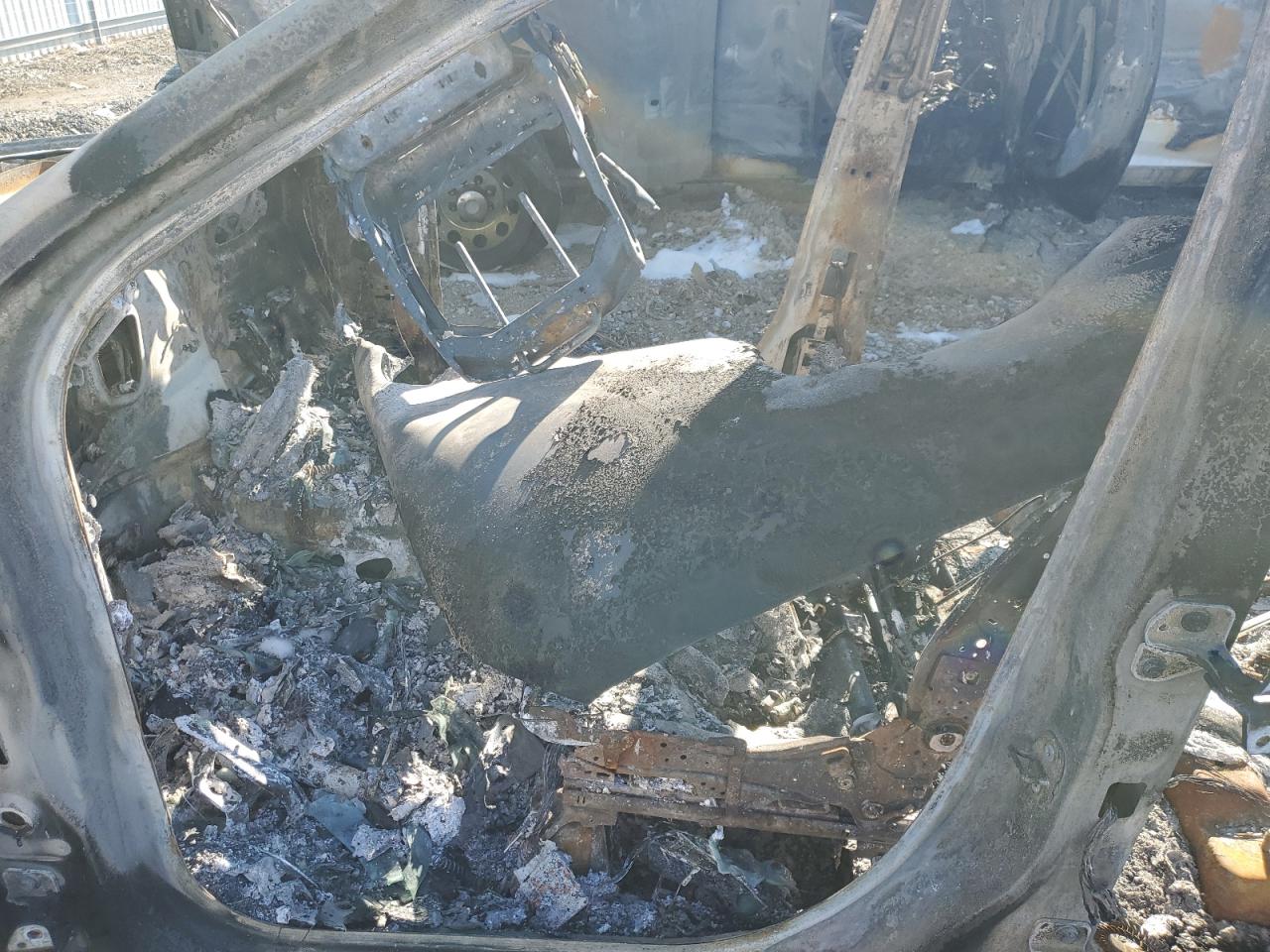 2013 Dodge Durango VIN 1C4RDJAG2DC682395 Copart auction photo, burn damage thumbnail 7