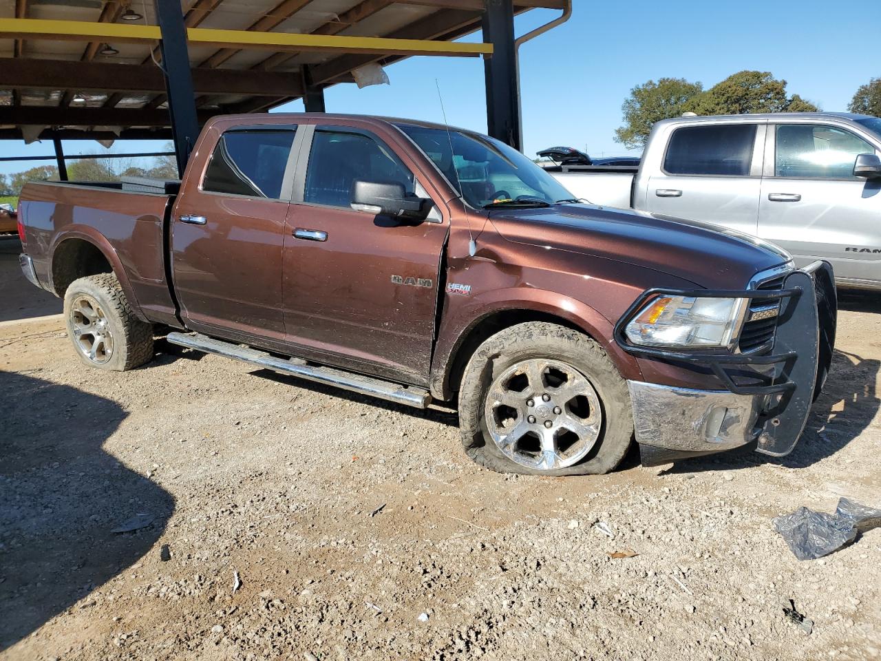 2013 RAM 1500 VIN 1C6RR7TT2DS701698 Copart auction photo, front end / undercarriage damage thumbnail 4