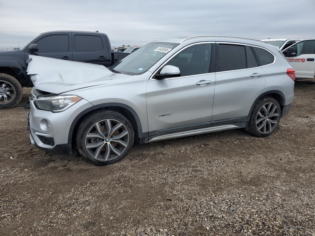 2018 BMW X1 VIN WBXHU7C32J5L05237 - Copart auction photo