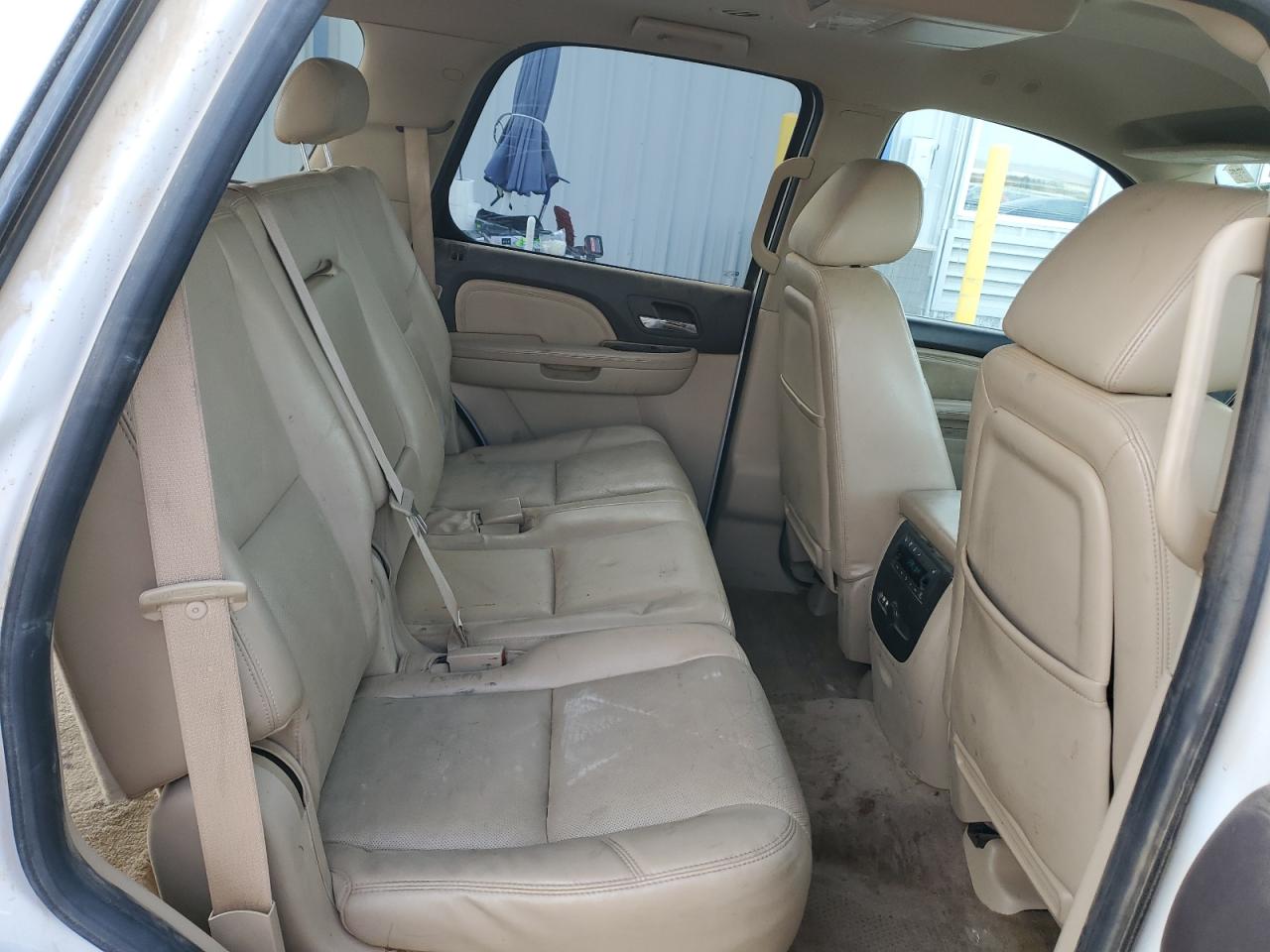 2010 GMC Yukon VIN 1GKUKEEFXAR178795 Copart auction photo, side / front end damage thumbnail 11