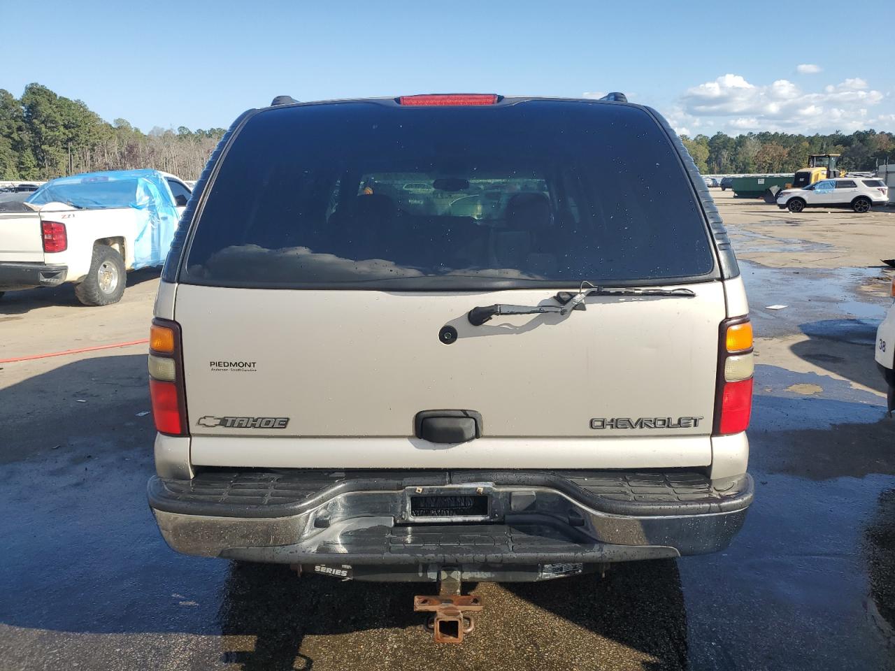 2004 Chevrolet Tahoe VIN 1GNEK13VX4R127084 Copart auction photo, water/flood damage thumbnail 6