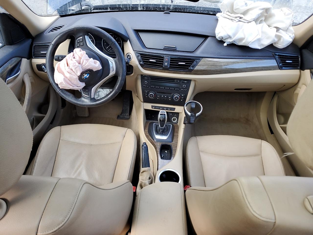 2013 BMW X1 VIN WBAVL1C5XDVR82829 Copart auction photo, front end / minor dent/scratches damage thumbnail 8