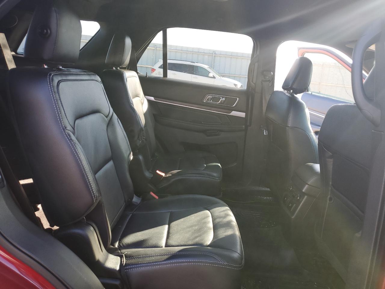 2019 Ford Explorer VIN 1FM5K8F83KGA40817 Copart auction photo, front end / minor dent/scratches damage thumbnail 11