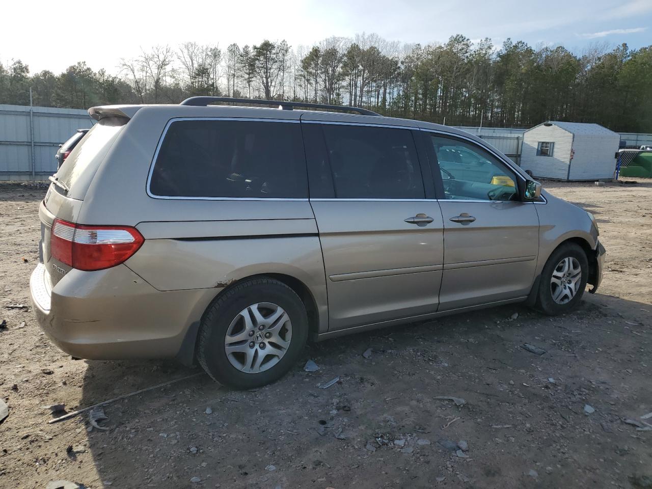 2005 Honda Odyssey VIN 5FNRL38755B065730 Copart auction photo, side / front end damage thumbnail 3