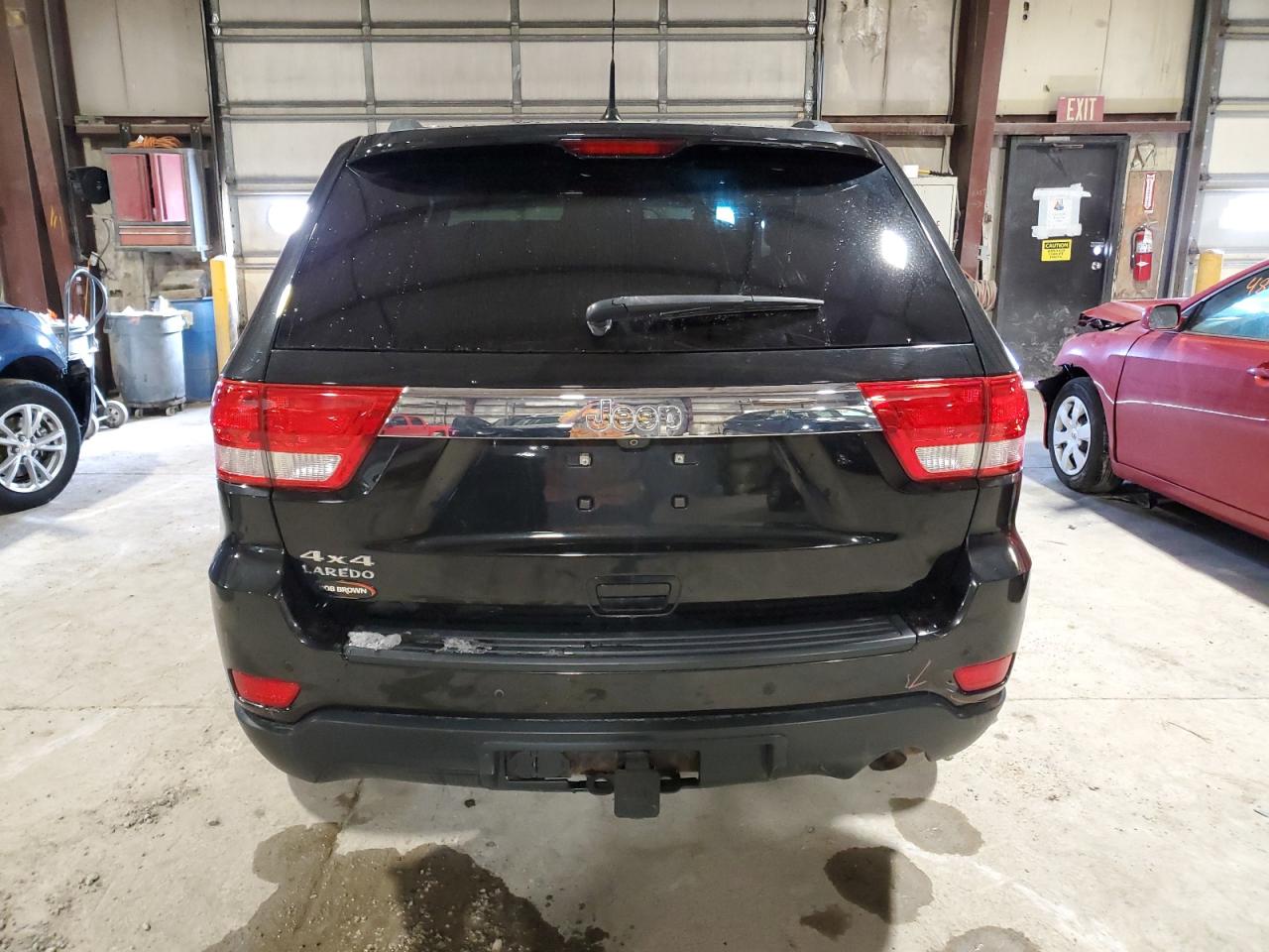 2011 Jeep Grand Cherokee VIN 1J4RR4GG2BC508067 Copart auction photo, front end / minor dent/scratches damage thumbnail 6