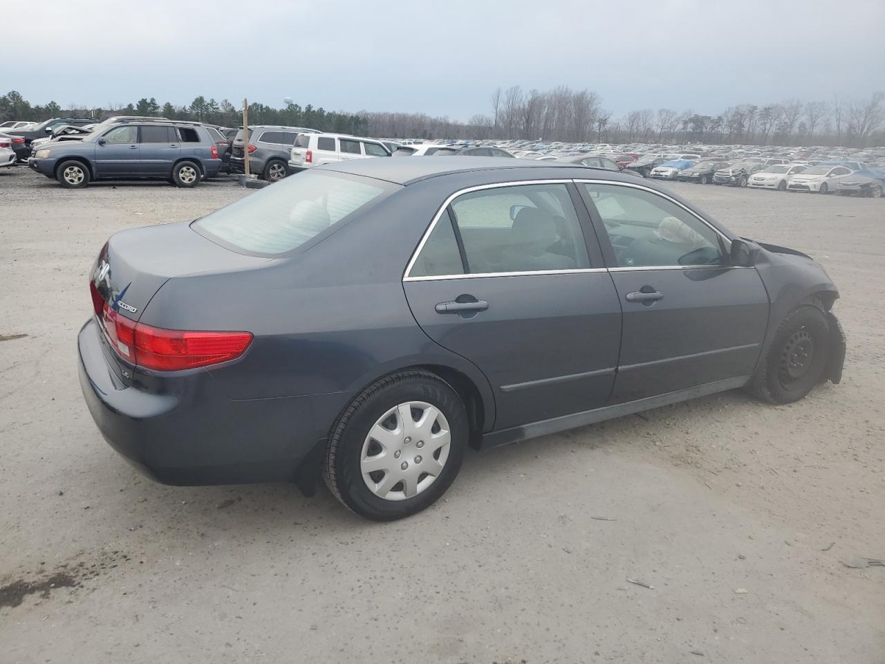 2005 Honda Accord VIN 1HGCM56415A109837 Copart auction photo, front end / minor dent/scratches damage thumbnail 3