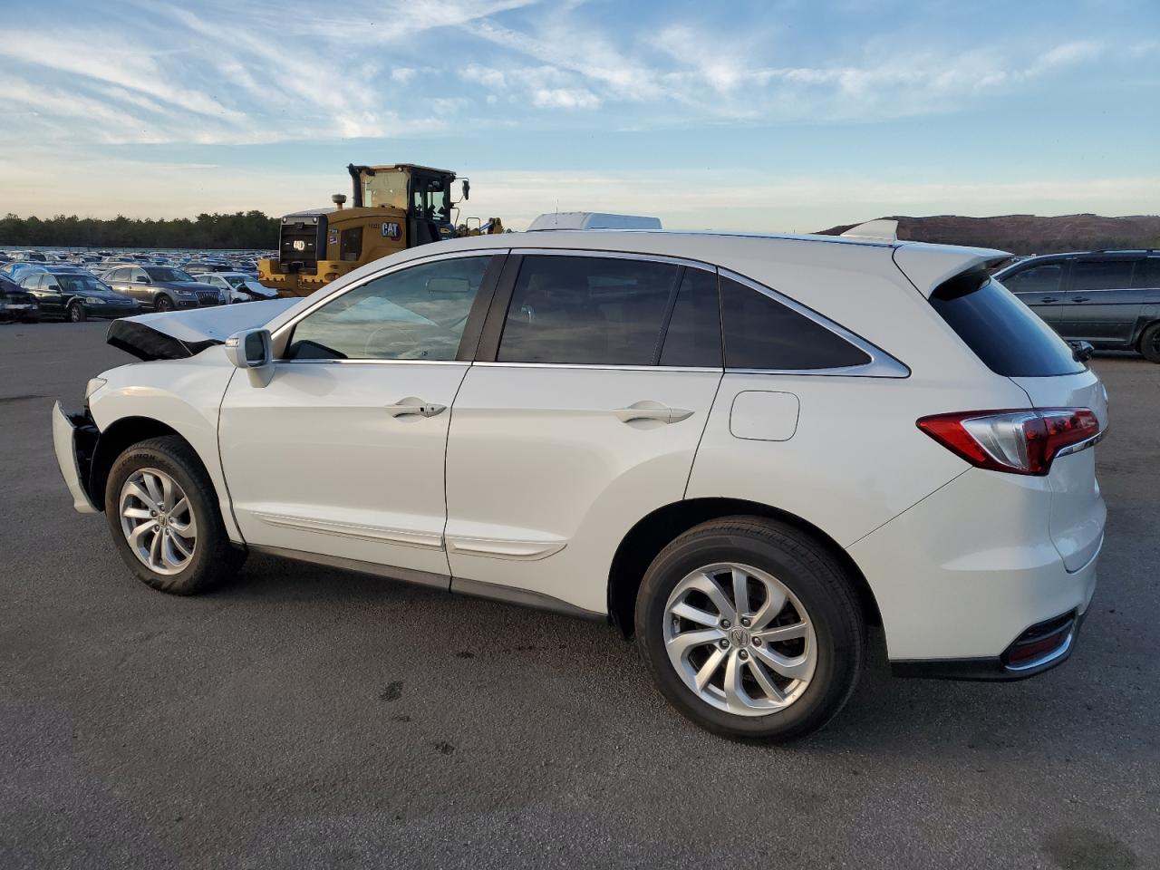 2017 Acura RDX VIN 5J8TB4H38HL026337 Copart auction photo, front end / minor dent/scratches damage thumbnail 2