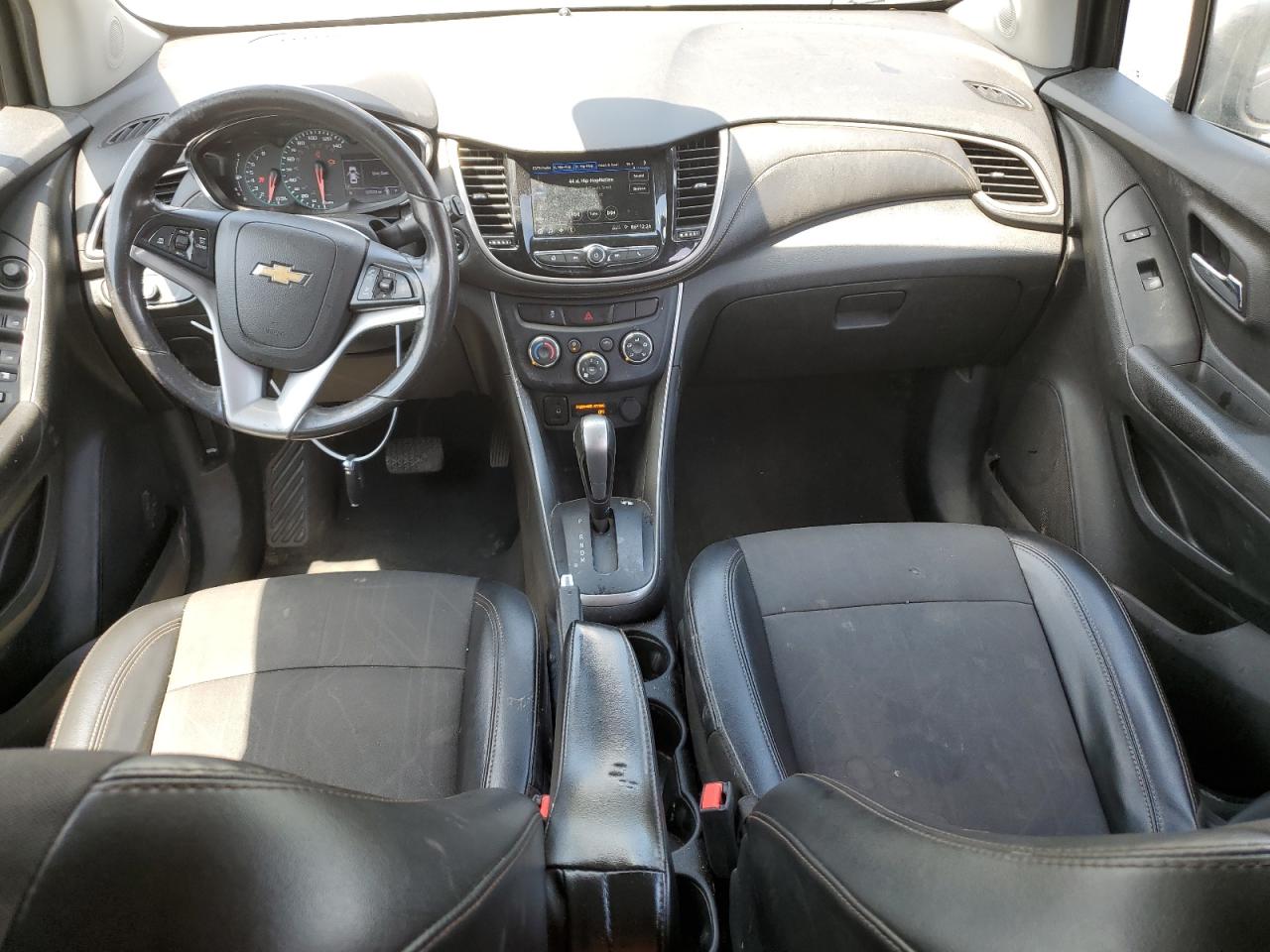 2019 Chevrolet Trax VIN 3GNCJLSB9KL292397 Copart auction photo, front end / side damage thumbnail 8