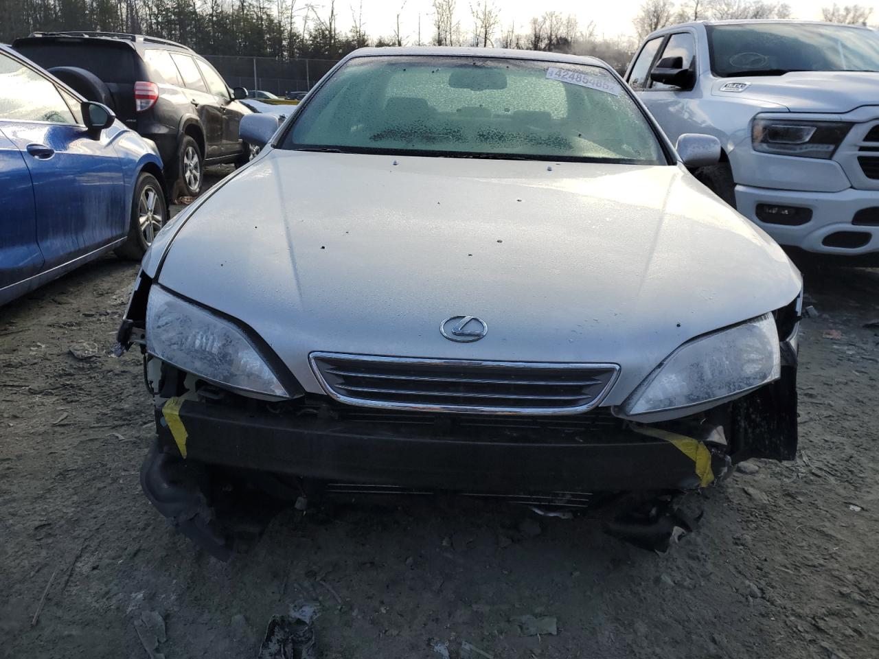 2001 Lexus ES VIN JT8BF28G215106909 Copart auction photo, front end / side damage thumbnail 5