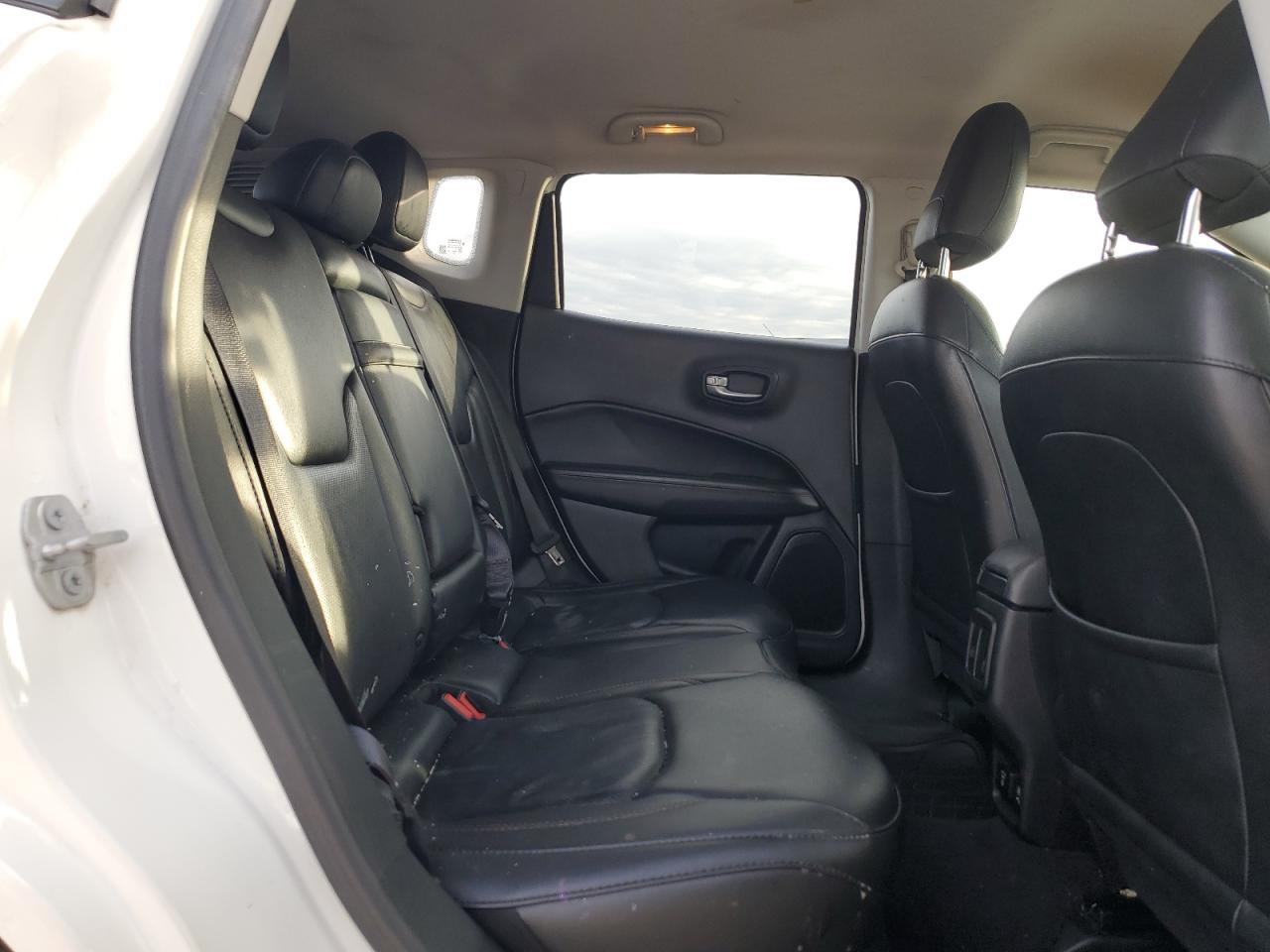 2018 Jeep Compass VIN 3C4NJDCB9JT321062 Copart auction photo, undercarriage damage thumbnail 11