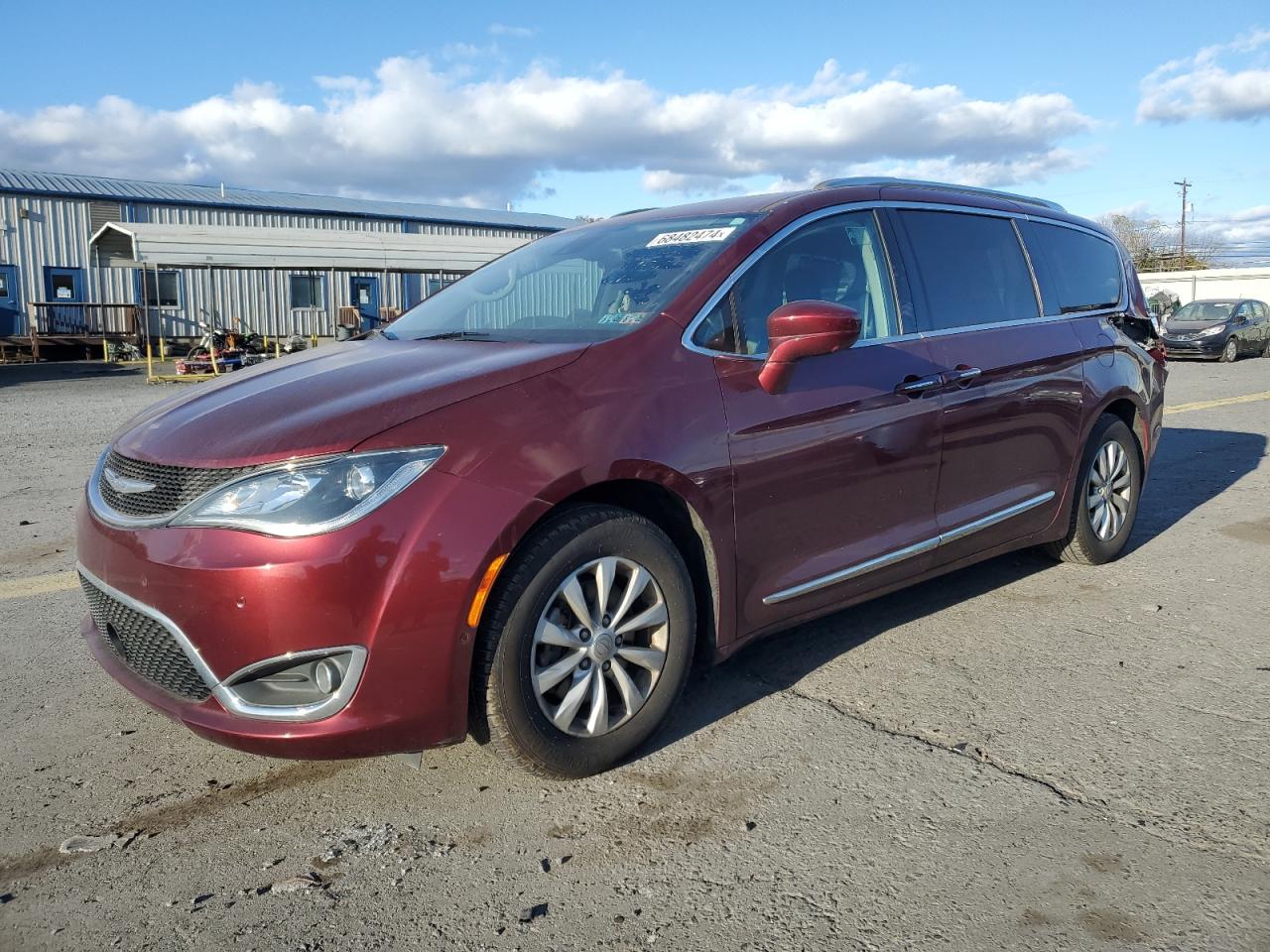 2018 Chrysler Pacifica VIN 2C4RC1BG3JR123586
