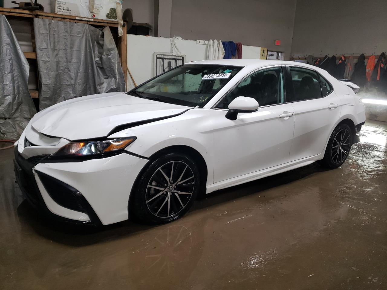 2021 Toyota Camry VIN 4T1G11AK4MU584446