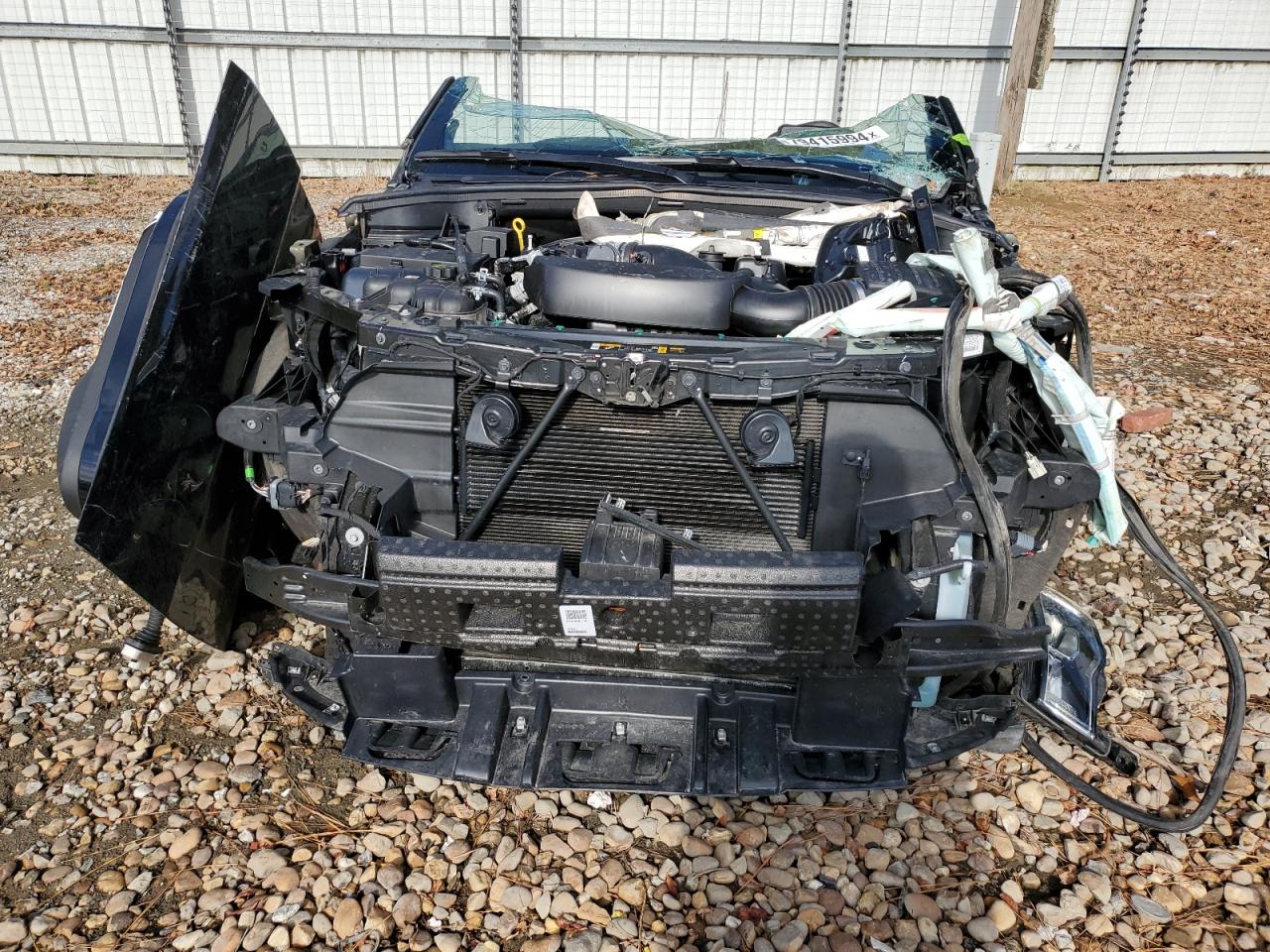 2017 Jeep Grand Cherokee VIN 1C4RJFAGXHC624952 Copart auction photo, stripped / vandalism damage thumbnail 5