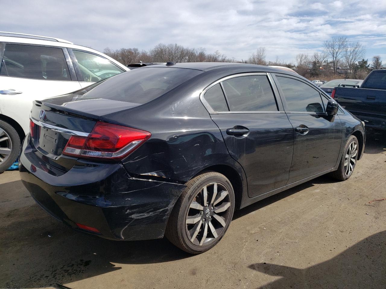 2015 Honda Civic VIN 2HGFB2F91FH506027 Copart auction photo, side / minor dent/scratches damage thumbnail 3