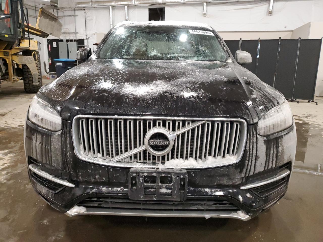 2019 Volvo XC90 VIN YV4A22PL6K1415876 Copart auction photo, side / minor dent/scratches damage thumbnail 5