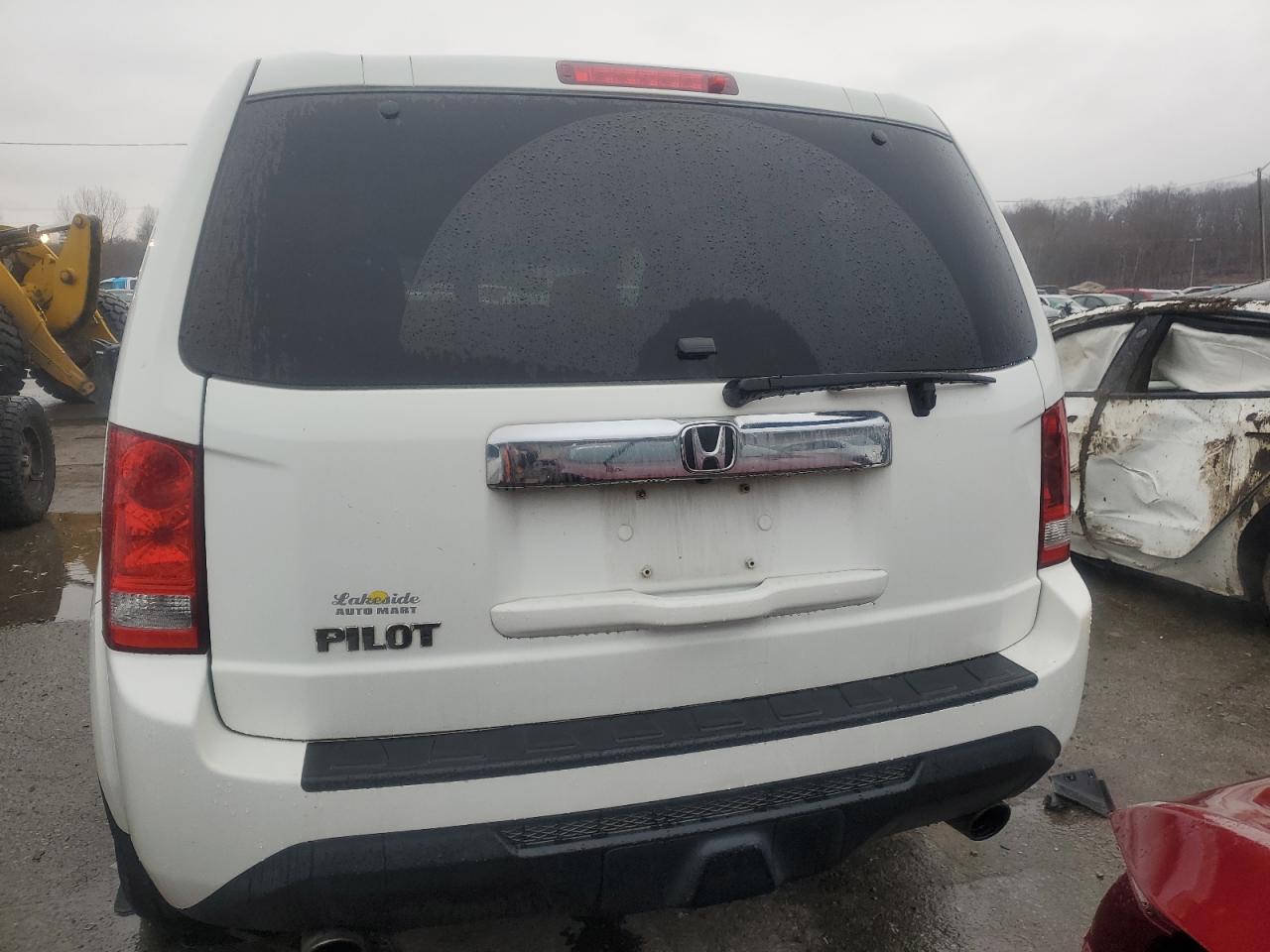 2014 Honda Pilot VIN 5FNYF3H50EB013889 Copart auction photo, all over damage thumbnail 6