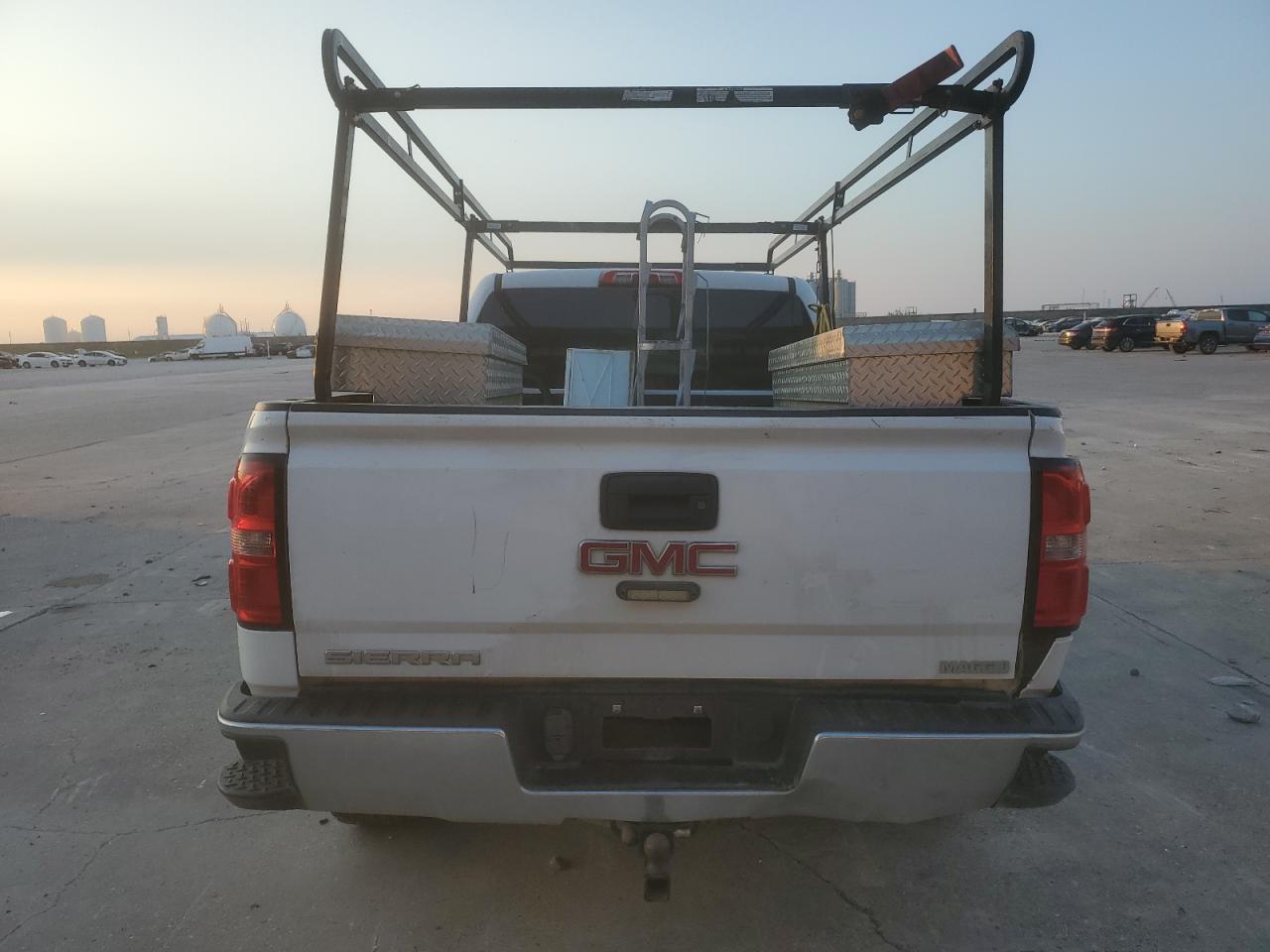 2015 GMC Sierra VIN 1GTR1TEC6FZ362184 Copart auction photo, frame damage / all over damage thumbnail 6