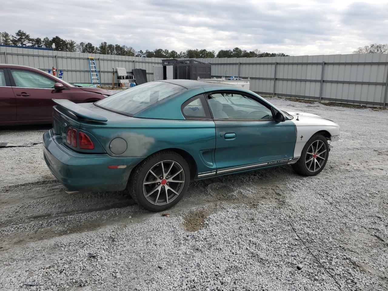 1998 Ford Mustang VIN 1FAFP404XWF183273 Copart auction photo, mechanical / all over damage thumbnail 3