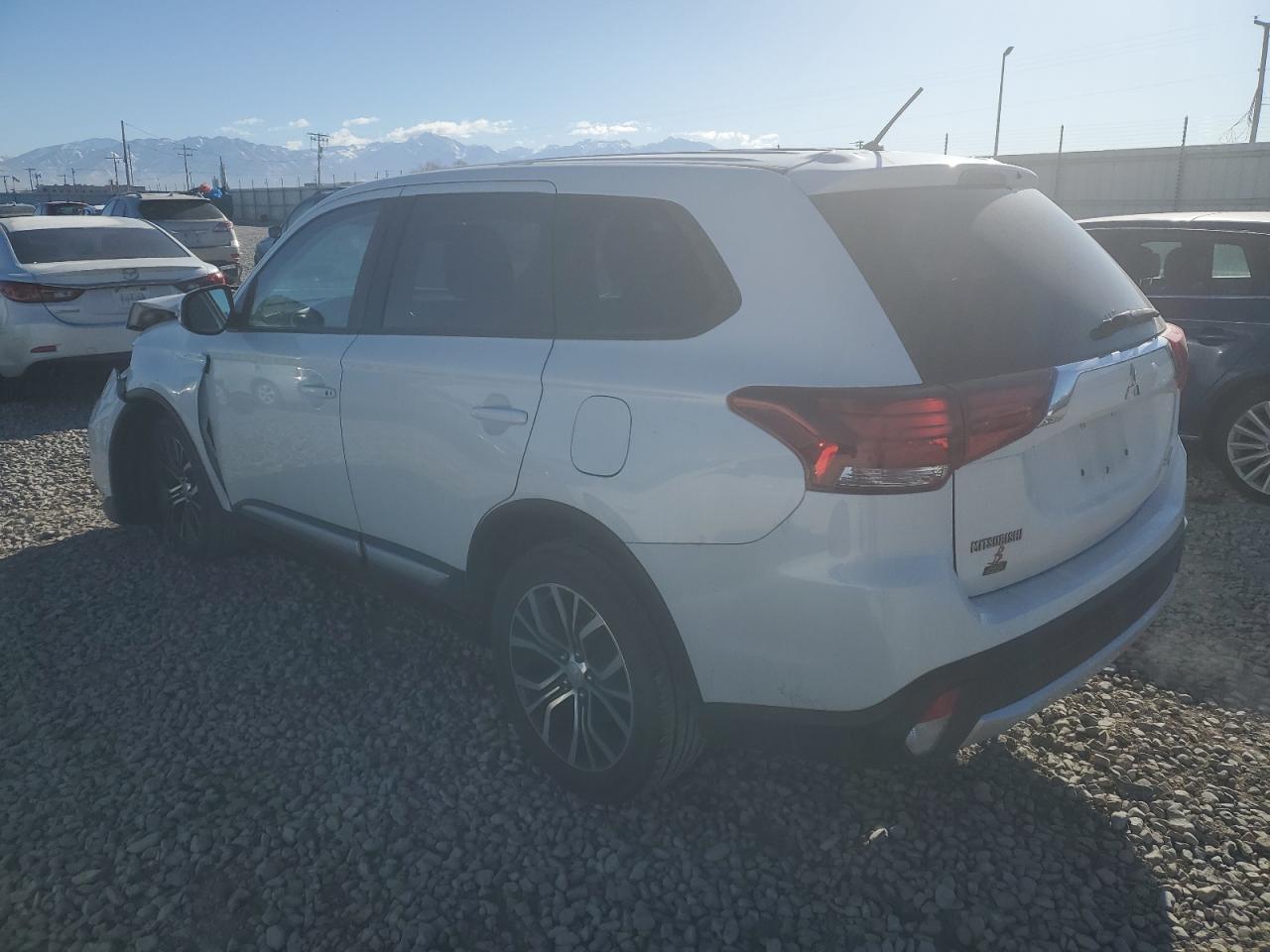 2016 Mitsubishi Outlander VIN JA4AZ3A36GZ020225 Copart auction photo, front end damage thumbnail 2