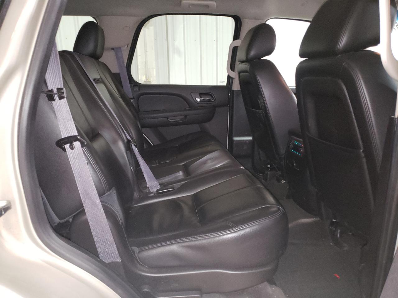 2013 Chevrolet Tahoe VIN 1GNSKBE03DR327525 Copart auction photo, front end damage thumbnail 11