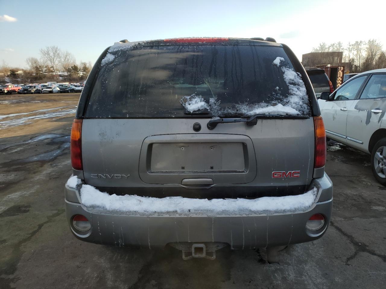 2006 GMC Envoy VIN 1GKDT13S262305769 Copart auction photo, front end damage thumbnail 6