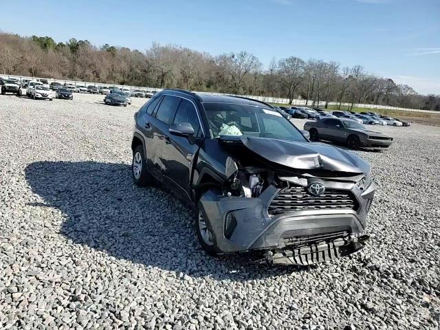 2021 Toyota RAV 4 VIN 2T3K1RFV2MC092633 Copart auction photo, front end / side damage thumbnail 14