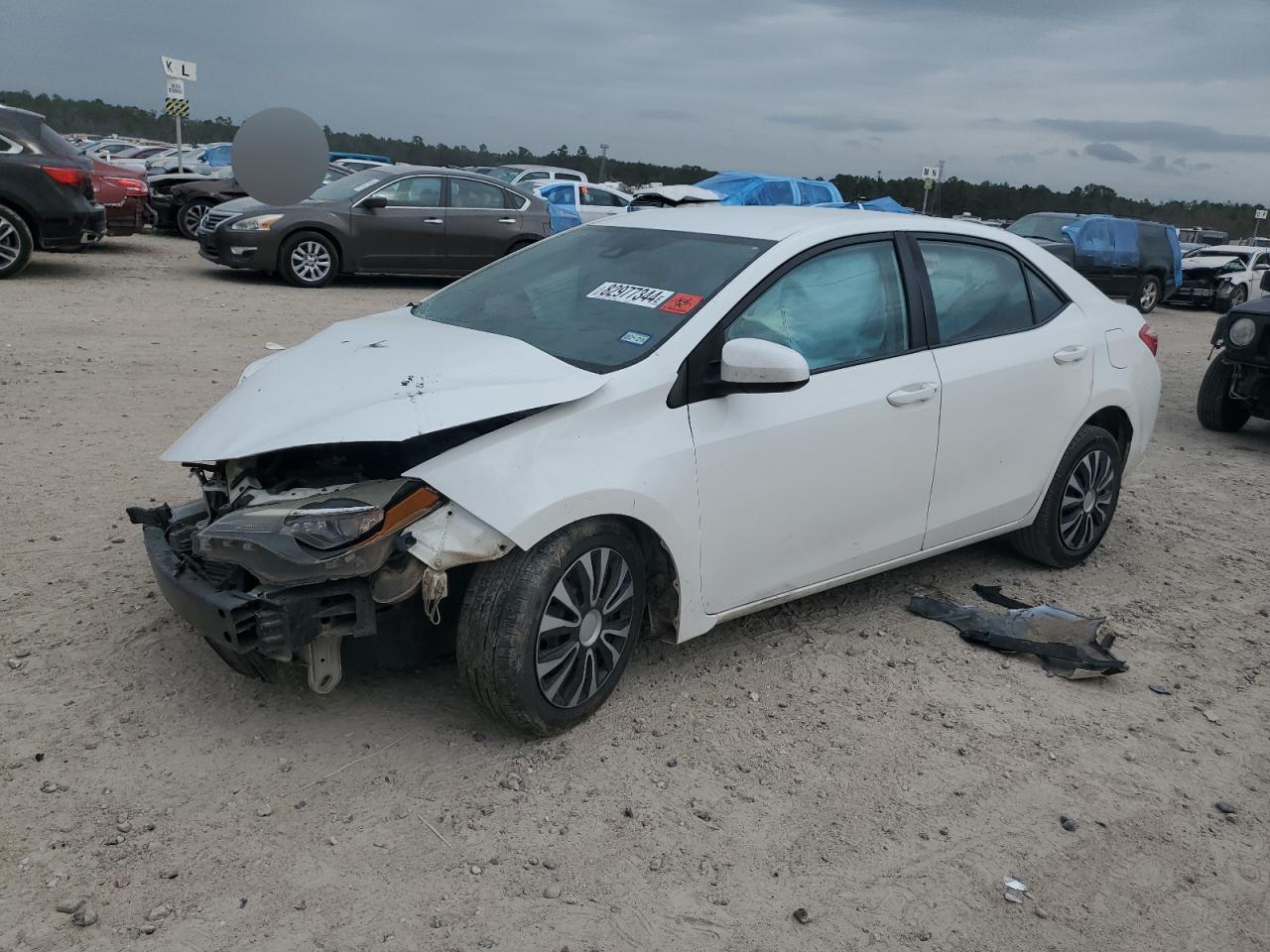 2017 Toyota Corolla VIN 5YFBURHE7HP645179