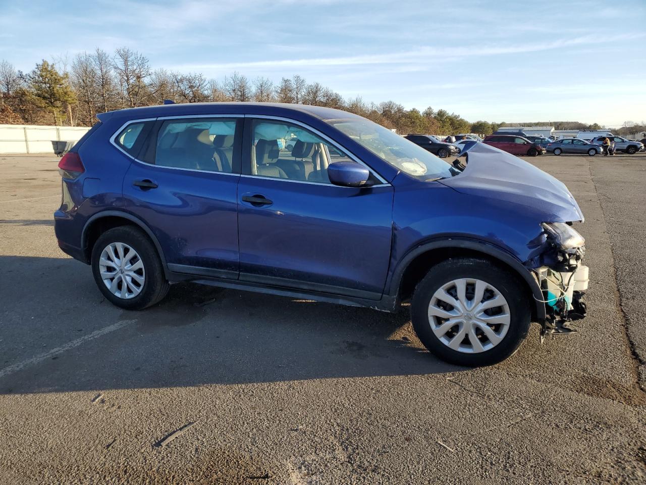 2018 Nissan Rogue VIN KNMAT2MV4JP546872 Copart auction photo, front end / minor dent/scratches damage thumbnail 4