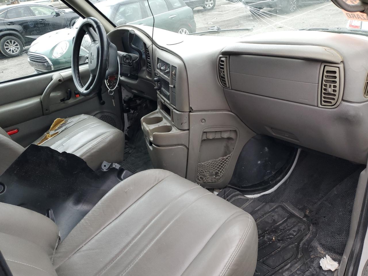 2001 GMC Safari VIN 1GTDM19W31B503787 Copart auction photo, side / rear end damage thumbnail 8