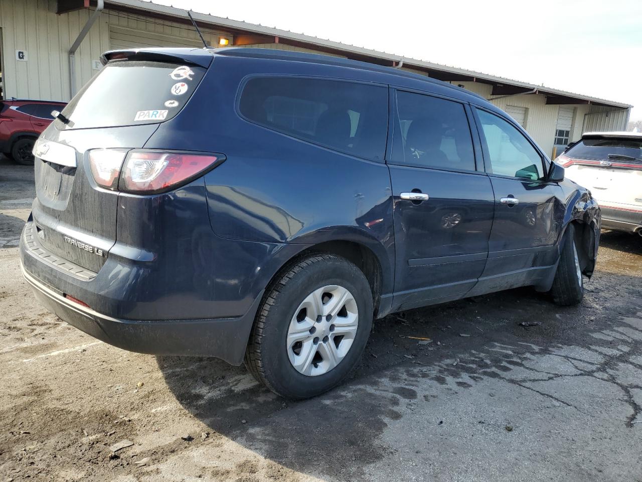 2015 Chevrolet Traverse VIN 1GNKRFED5FJ368116 Copart auction photo, front end / side damage thumbnail 3