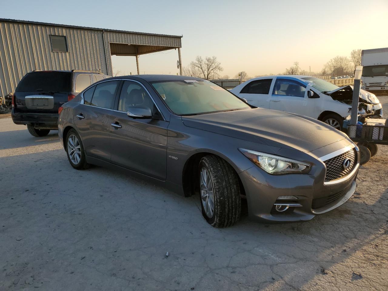 2014 Infiniti Q50 VIN JN1AV7AR7EM702346 Copart auction photo, normal wear damage thumbnail 4