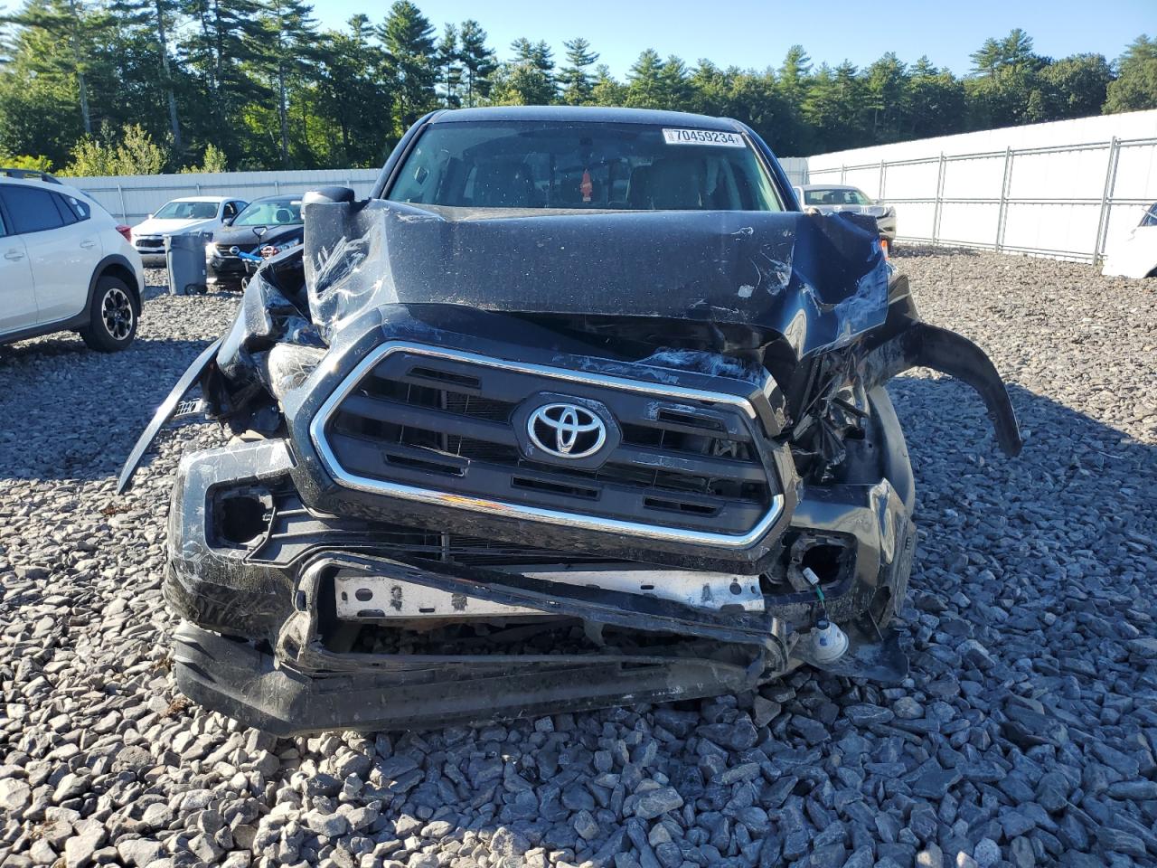 2017 Toyota Tacoma VIN 5TFCZ5AN6HX117160 Copart auction photo, front end / side damage thumbnail 5